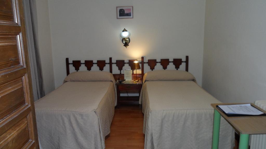 Hostal Coruna Astorga Phòng bức ảnh