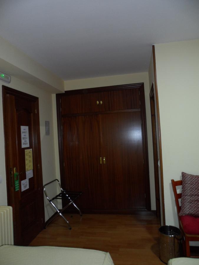 Hostal Coruna Astorga Ngoại thất bức ảnh