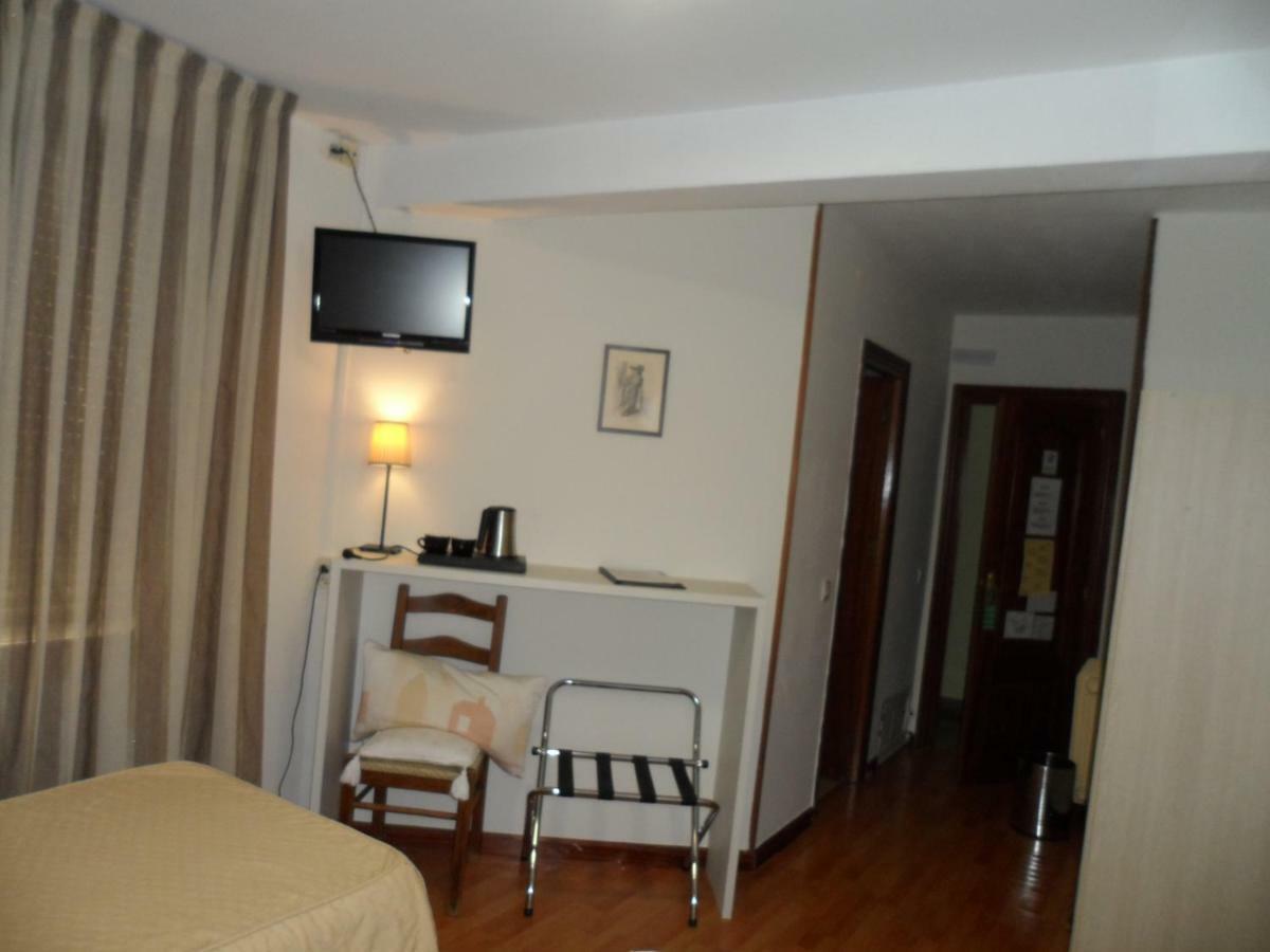 Hostal Coruna Astorga Ngoại thất bức ảnh