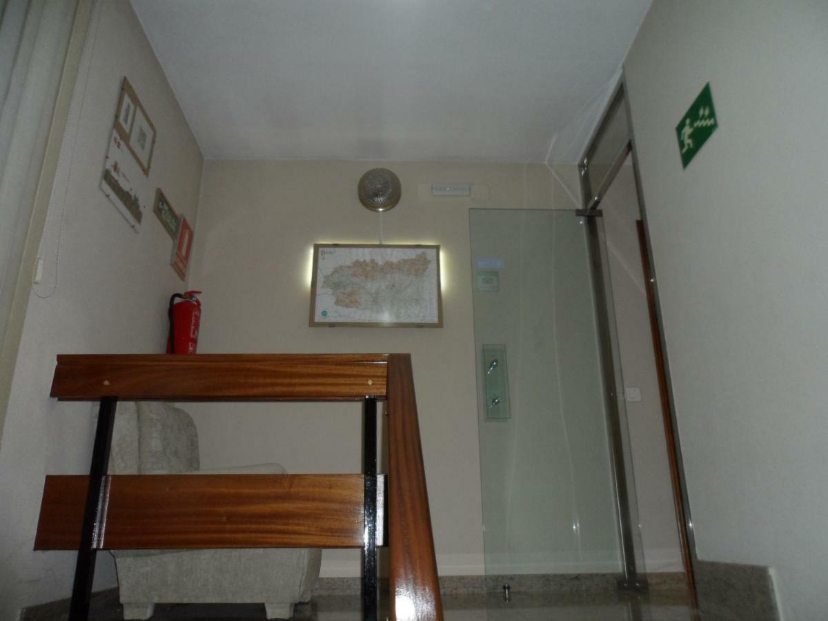 Hostal Coruna Astorga Ngoại thất bức ảnh