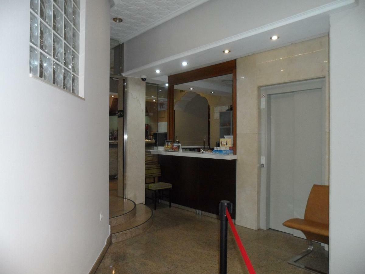 Hostal Coruna Astorga Ngoại thất bức ảnh