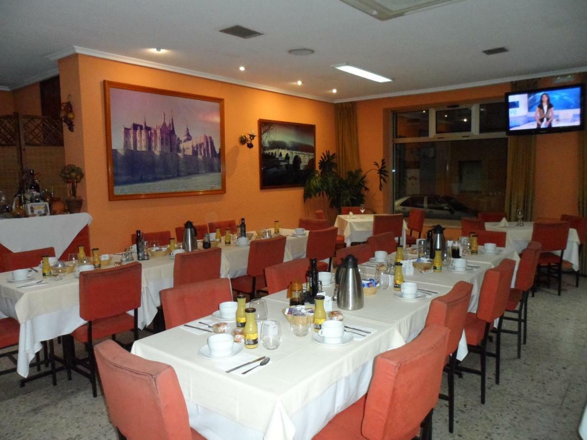 Hostal Coruna Astorga Ngoại thất bức ảnh
